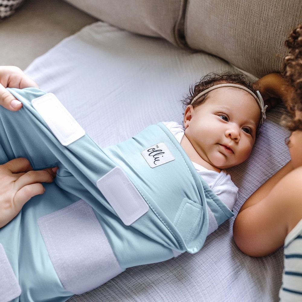 The Ollie World Breathable Baby Swaddle in Sky Blue